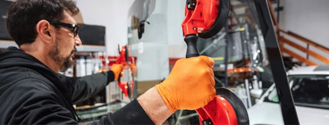 Auto glass installation